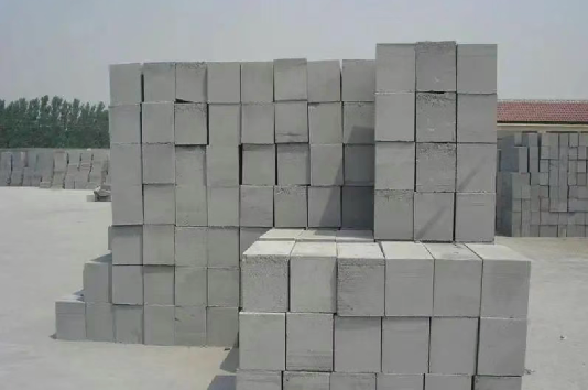 石膏砌塊、加氣塊、石膏板性能對比 ！告訴你為什么選石膏砌塊